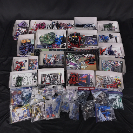 バンダイ HG 1:144 ガンダム ザラキエル 含む プラモデル 組立品 ホビー おもちゃ まとめ